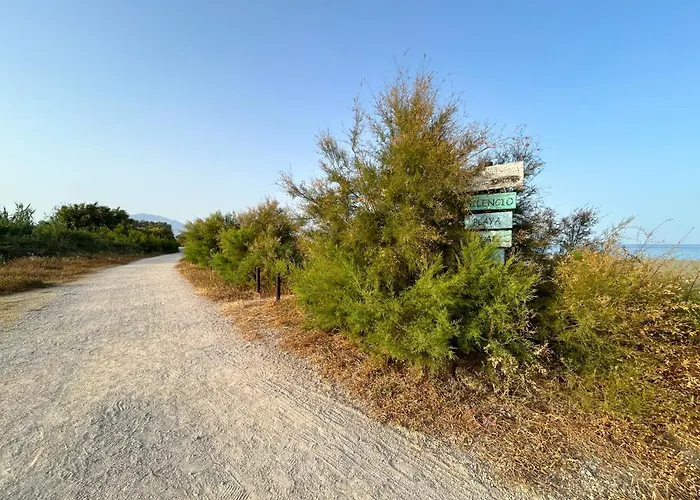 En Segunda Linea De Playa En Manilva